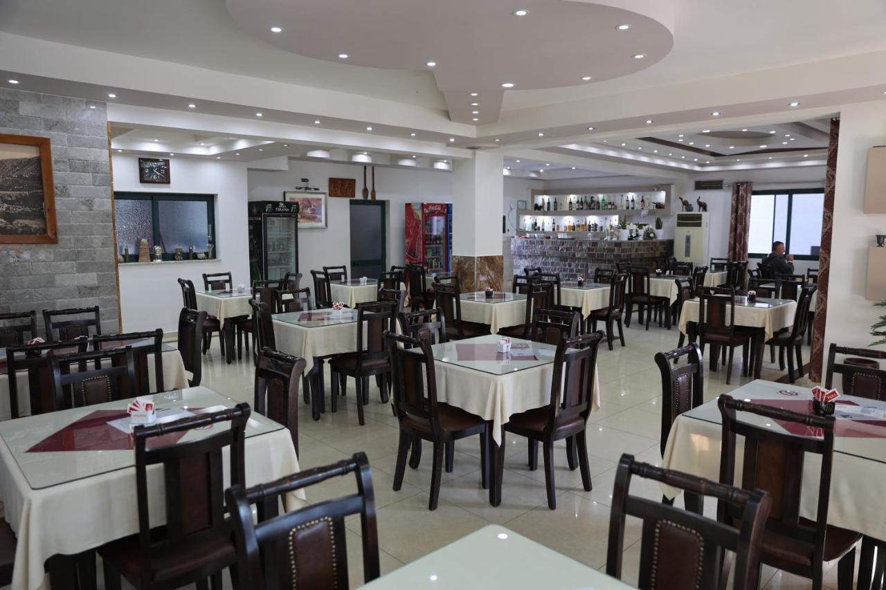 Hotel Kalaja Boks Ngoại thất bức ảnh