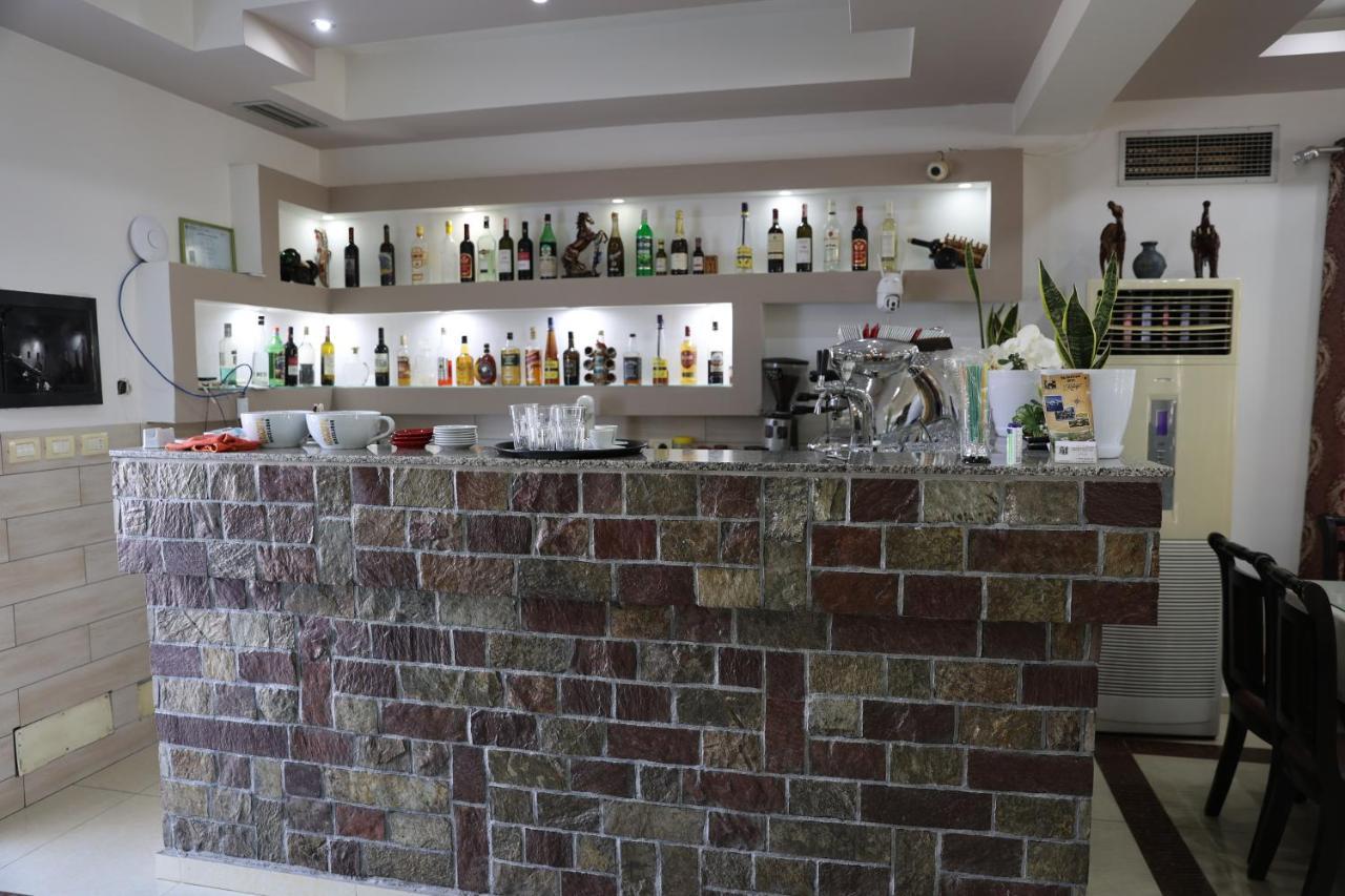Hotel Kalaja Boks Ngoại thất bức ảnh