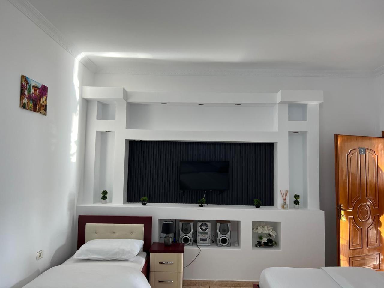 Hotel Kalaja Boks Ngoại thất bức ảnh